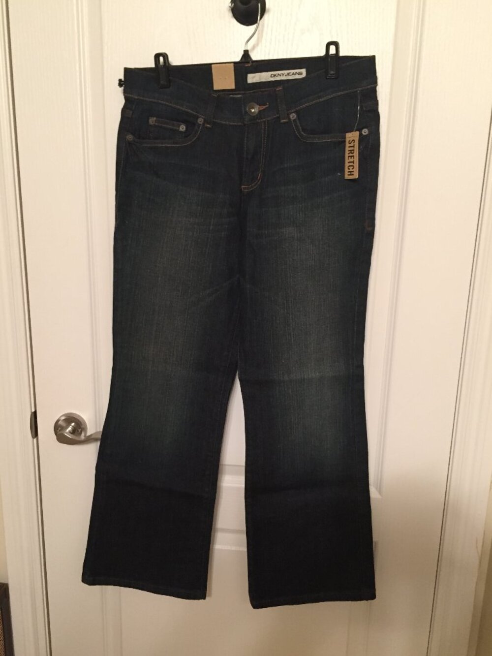 DKNY soho boot cut Jeans sz 10 S